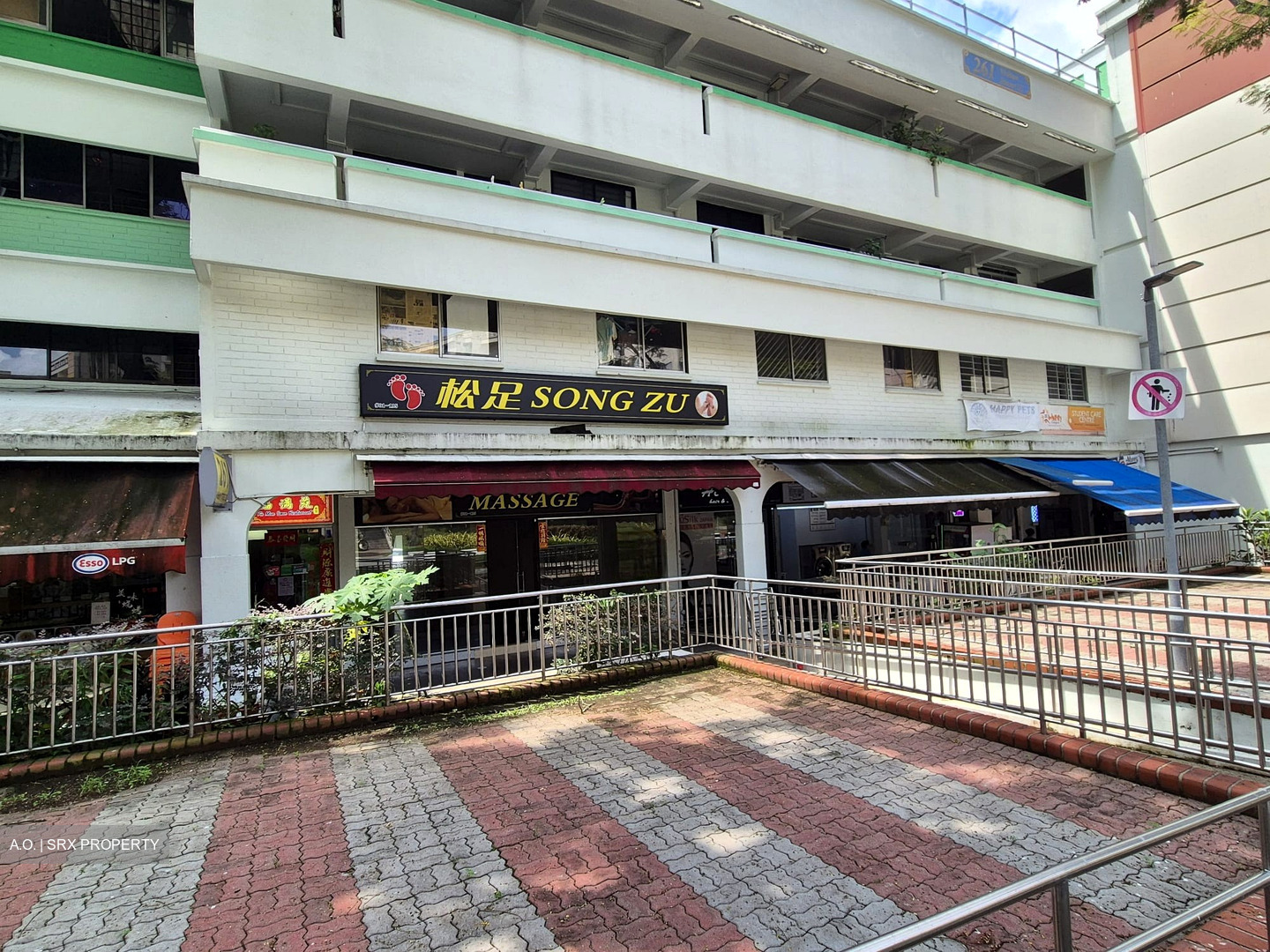 Yishun Street 22 (D27), Shop House #586260141